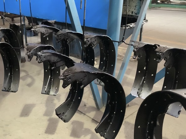 brake shoe Soak Gluing